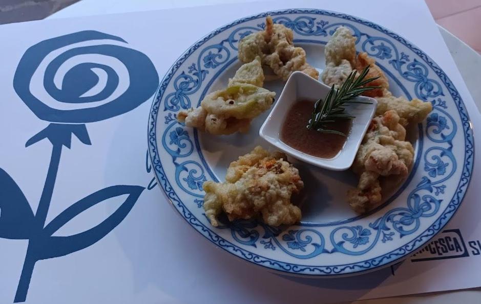 La Francesca Sud Un Villaggio"Glamping" 차리오 외부 사진